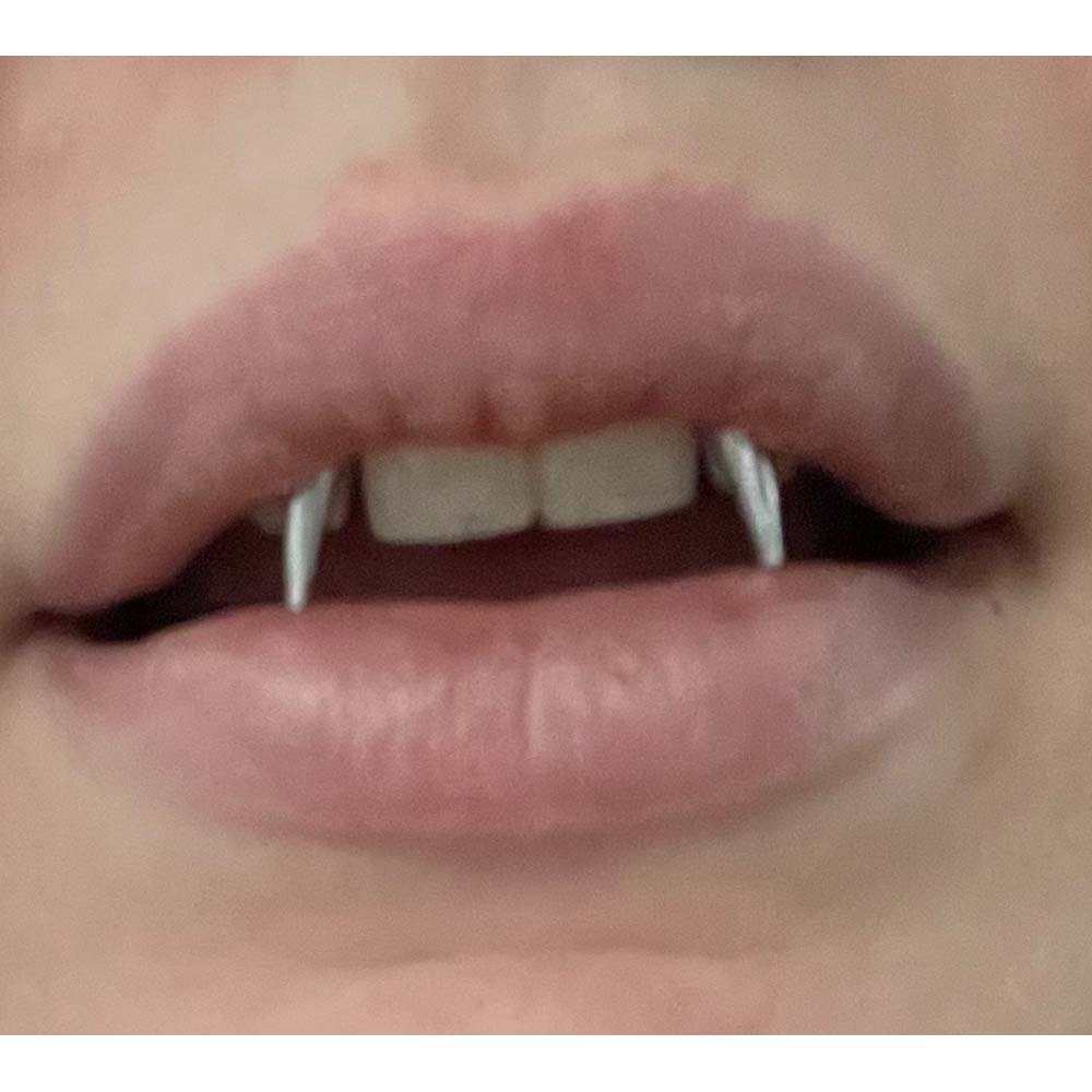 WKOUD 2 Pcs  Piercing Tiger Te - Nail Art Vampire recension och pris